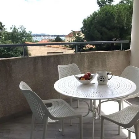 T3 Avec 2 Et Grand Balcon Апартаменты Сет