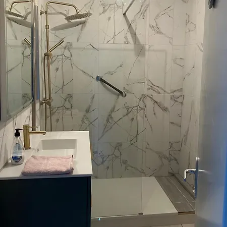 T3 Avec 2 Et Grand Balcon Апартаменты