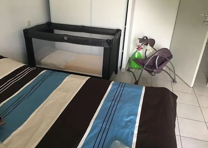 T3 Avec 2 Et Grand Balcon דירה